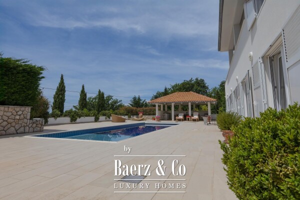 photo 3 Crikvenica, Barci - Luxury Villa with Commercial Space and Swimming Pool