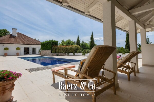 photo 6 Crikvenica, Barci - Luxury Villa with Commercial Space and Swimming Pool